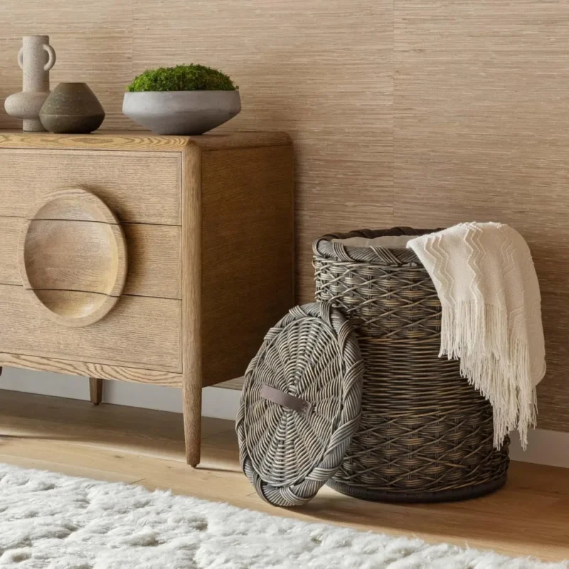 Large Round Wicker Laundry Hamper with Lid for Bedroom and Bathroom Storage - Image 6