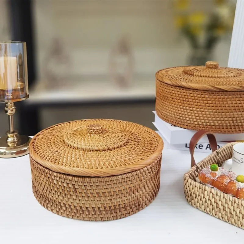 Natural Handcrafted Wicker Storage Basket with Lid for Home Organization and Shelf Display - Image 5